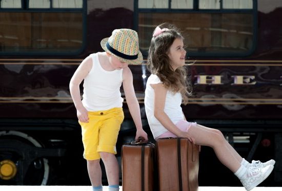 In viaggio senza mamma e papà