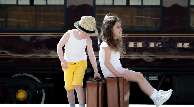 In viaggio senza mamma e papà