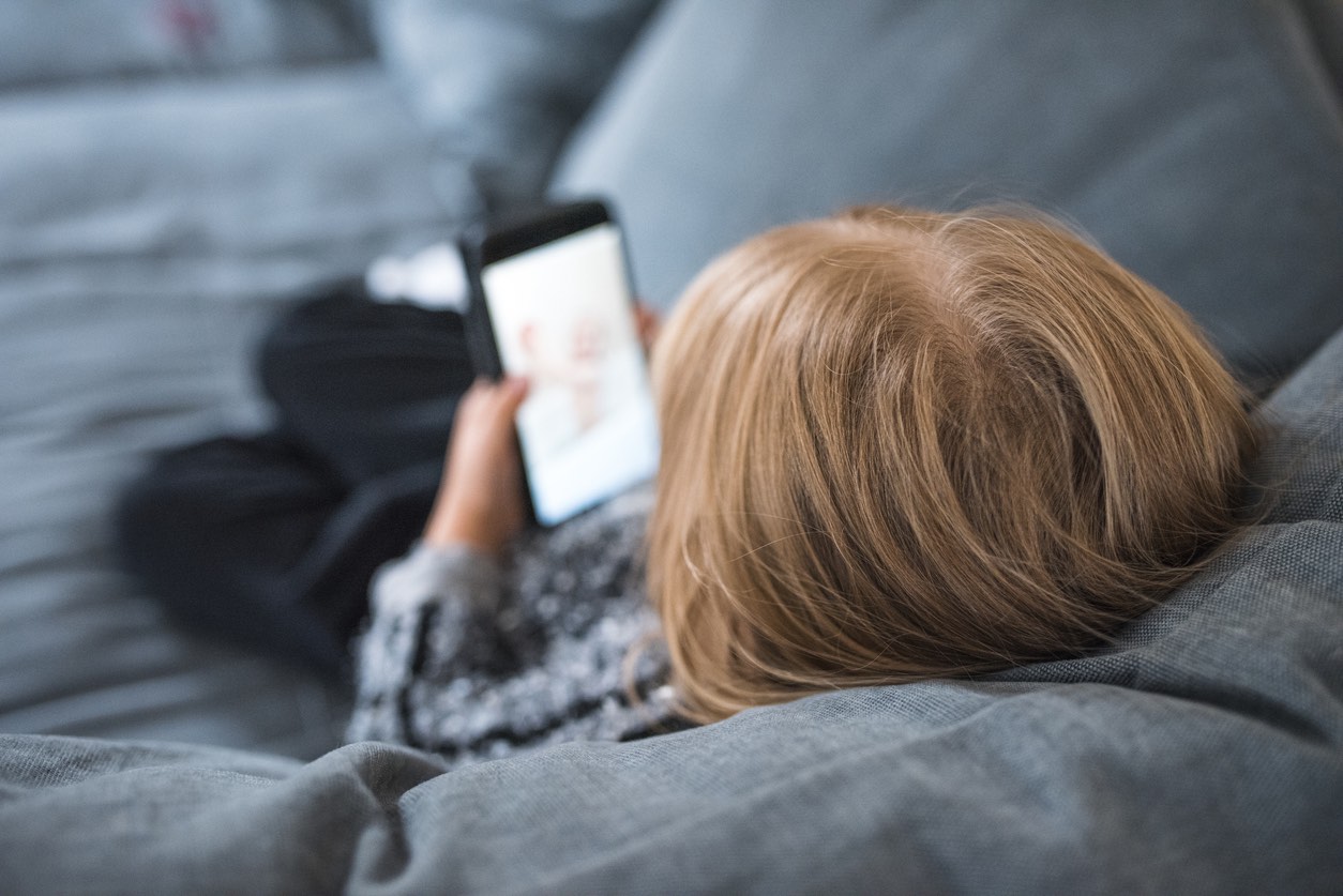 Smartphone e bambini. A che età darlo.